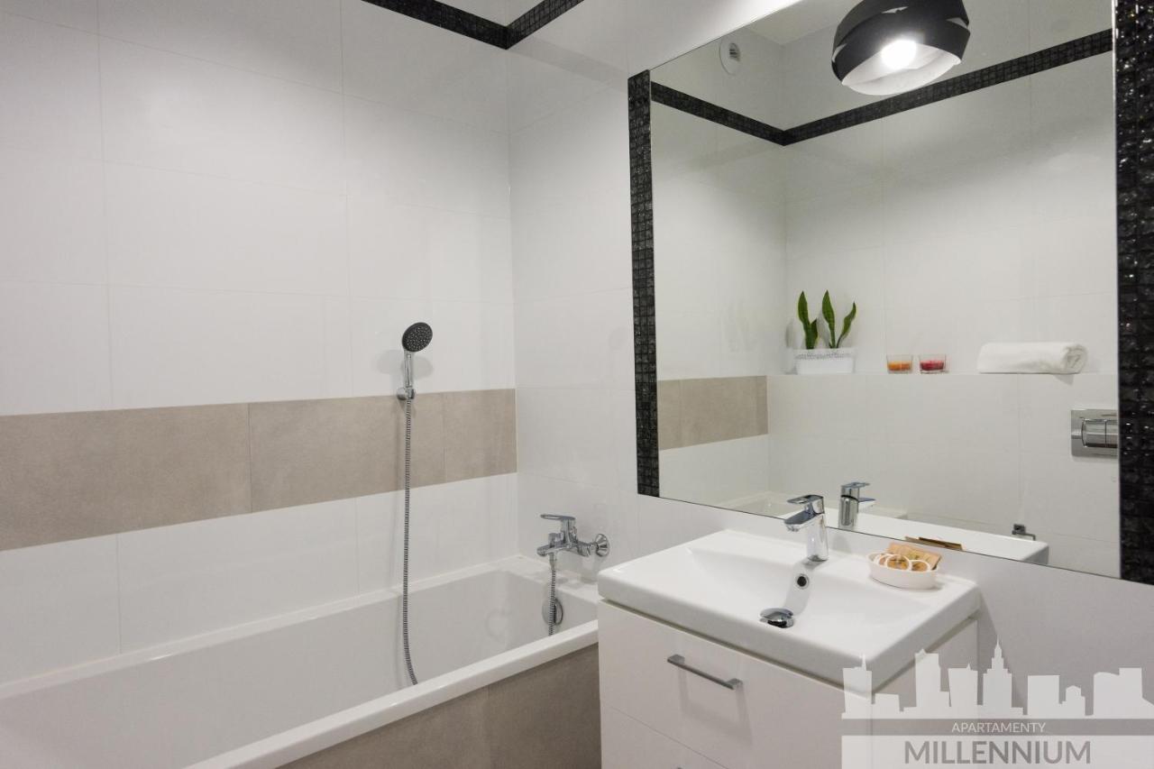 Millennium Awangarda Grey Daire Varşova Dış mekan fotoğraf